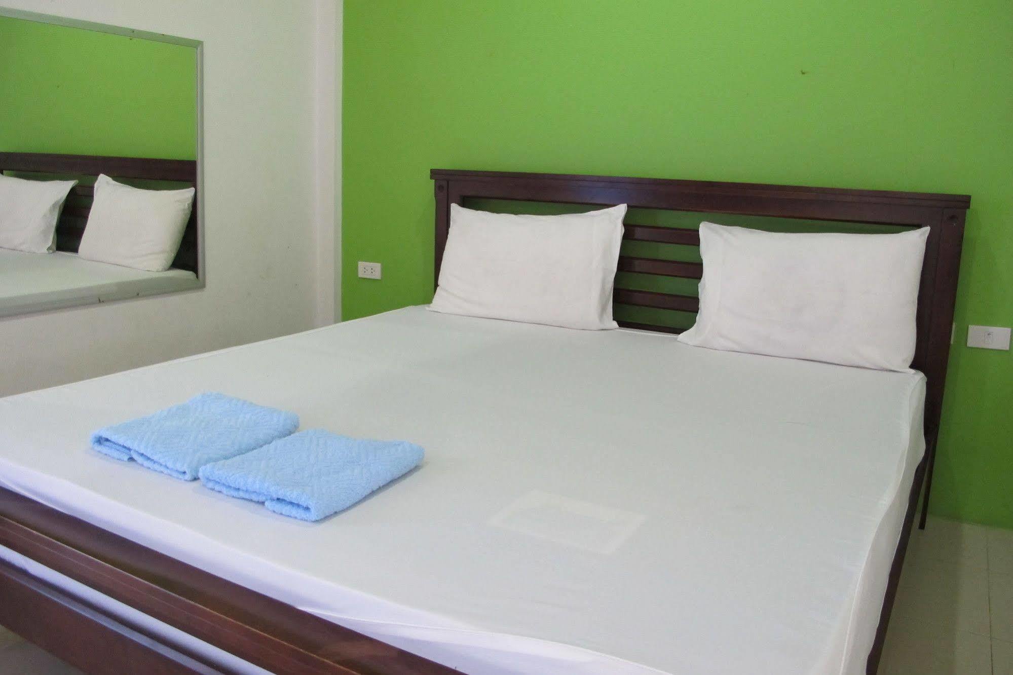 Tongmai Resort Surat Thani Buitenkant foto